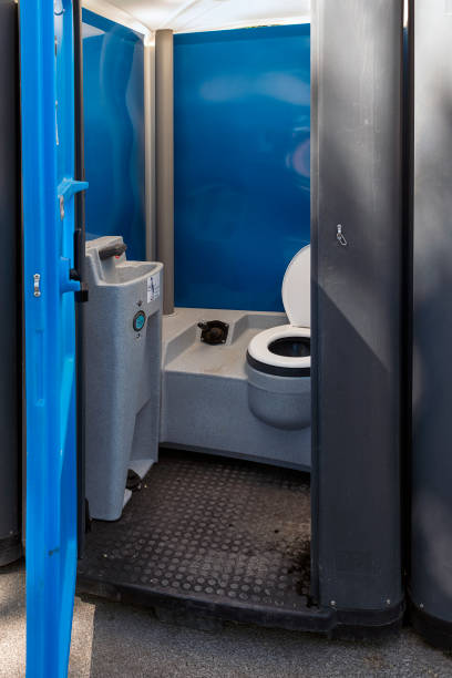 Best Porta potty delivery and setup  in South Fallsburg, NY