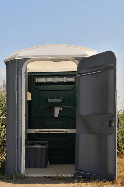 Porta potty delivery and setup in South Fallsburg, NY